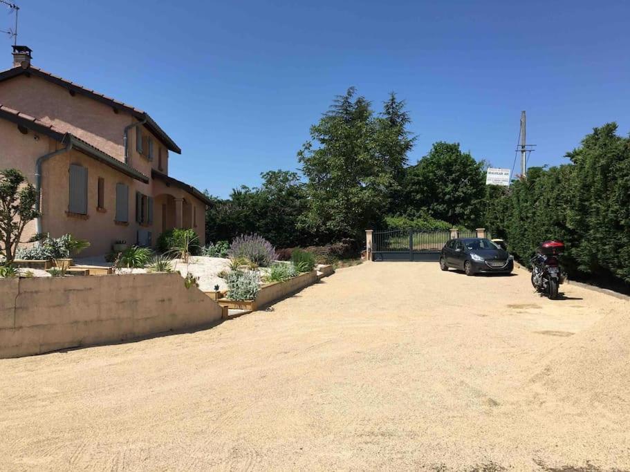 Appartement 55M2 En Beaujolais & Enedis A 15 Min Saint-Germain-Nuelles 외부 사진